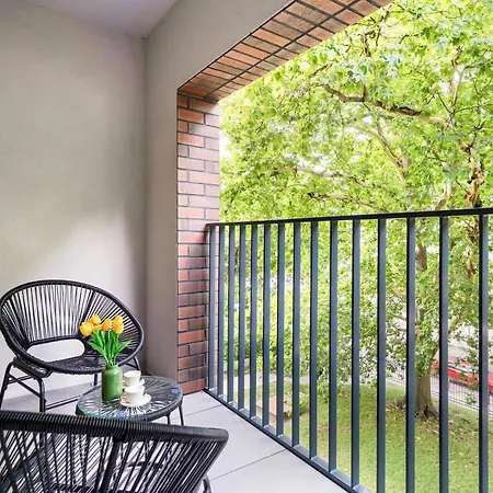 Daire Nowoczesny Z Klimatyzacja I Parkingiem By Renters Prestige