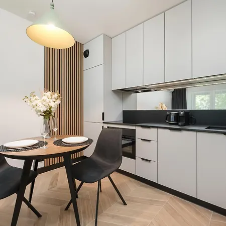 Nowoczesny Z Klimatyzacja I Parkingiem By Renters Prestige Вроцлав