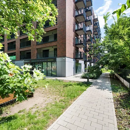 Nowoczesny Z Klimatyzacja I Parkingiem By Renters Prestige فروتسواف