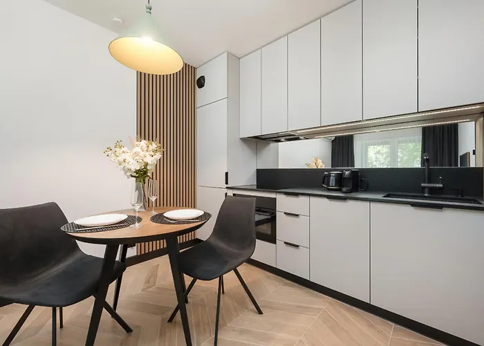 Nowoczesny Z Klimatyzacja I Parkingiem By Renters Prestige Wroclaw